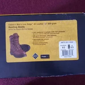 Cabela display picture 1